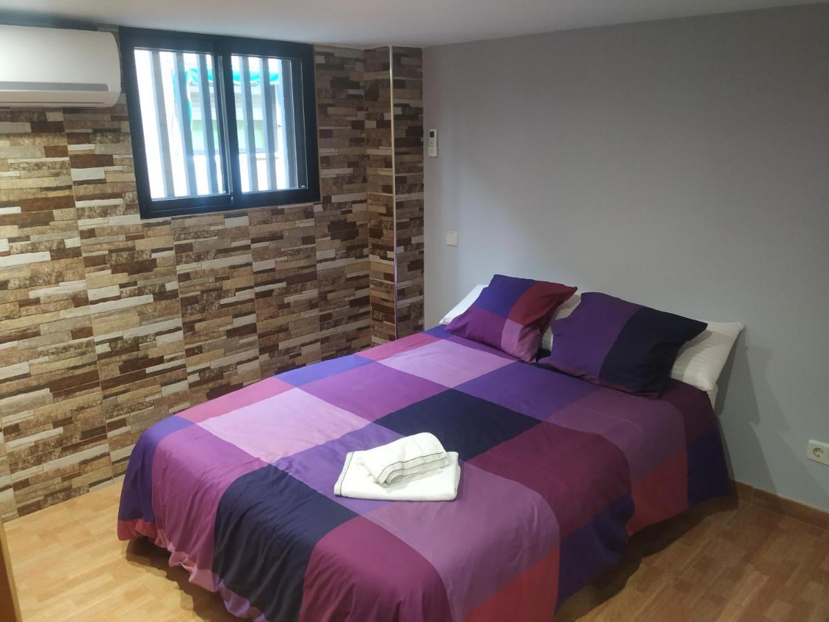 Apartamentos Deluxe Barajas Madrid Dış mekan fotoğraf