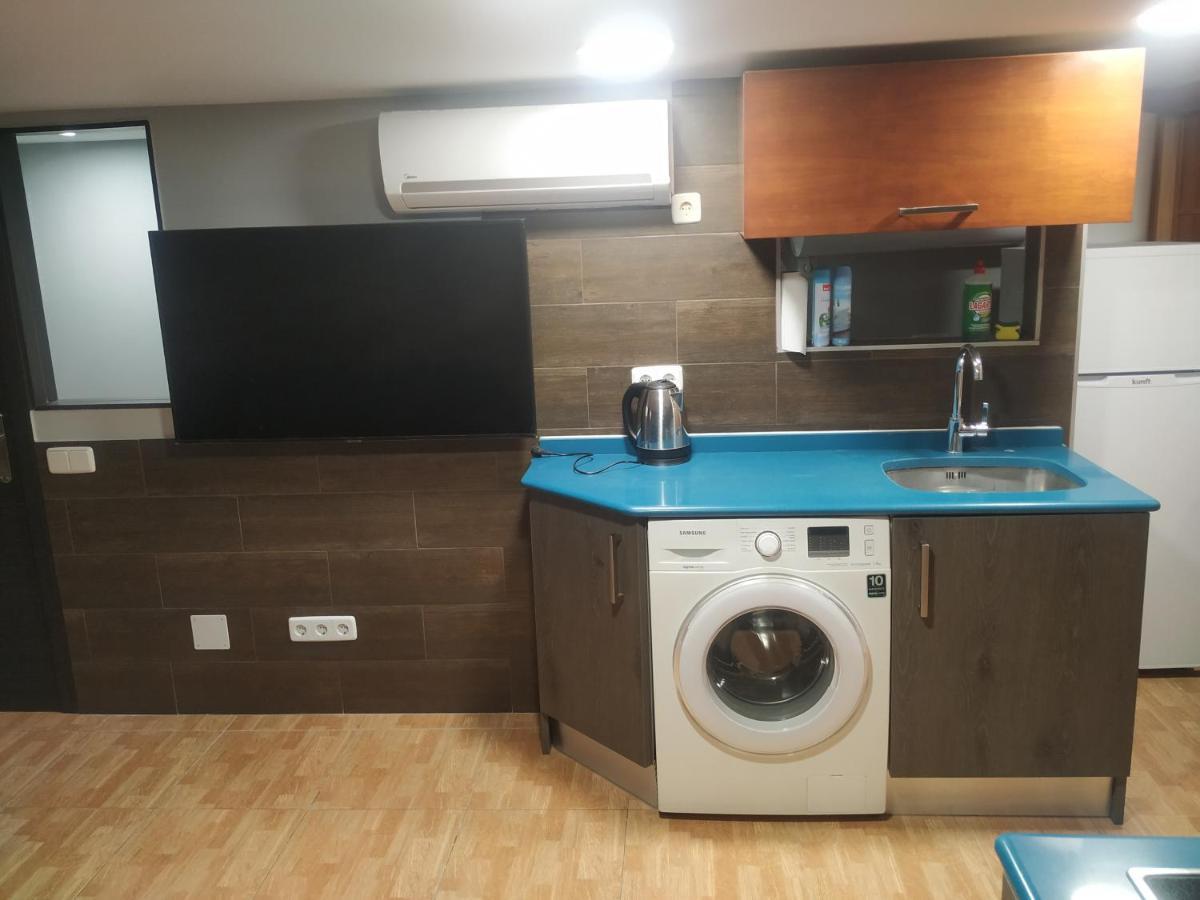 Apartamentos Deluxe Barajas Madrid Dış mekan fotoğraf