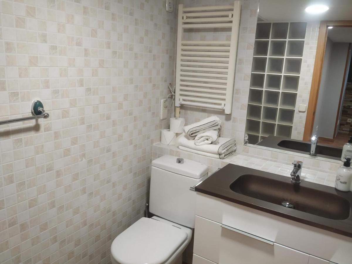 Apartamentos Deluxe Barajas Madrid Dış mekan fotoğraf