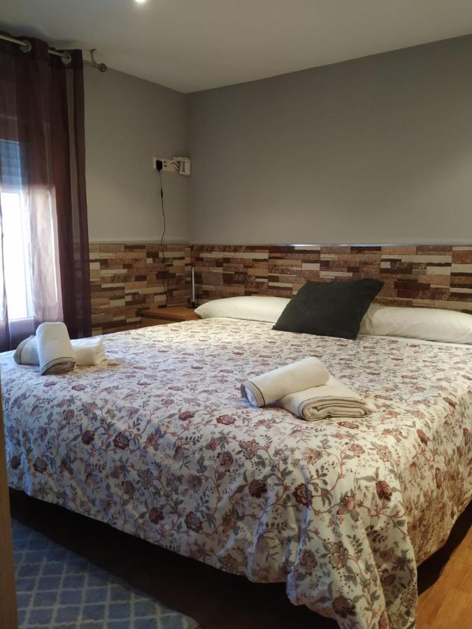 Apartamentos Deluxe Barajas Madrid Dış mekan fotoğraf