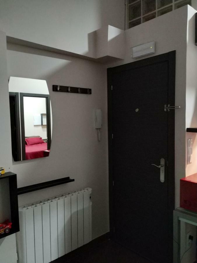 Apartamentos Deluxe Barajas Madrid Dış mekan fotoğraf