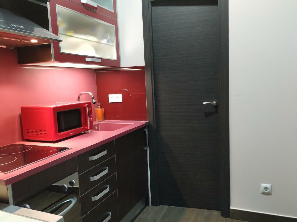 Apartamentos Deluxe Barajas Madrid Dış mekan fotoğraf